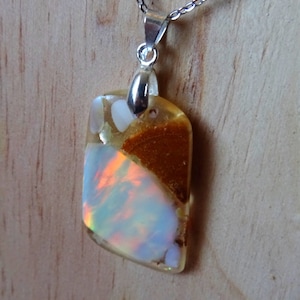 Resin pendant, fantasy jewelry, aurora opal