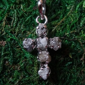 Special price! Diamond cross pendant made of 925 silver with stainless steel chain, 6 rough diamonds