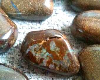 4 genuine opals, boulder opal, Queensland, tumbled stone, rarity