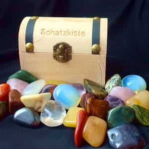 Für große und kleine Piraten Schatzsuche *Edelstein Mix* Größe M* Schatztruhe mit bunten Trommelsteinen