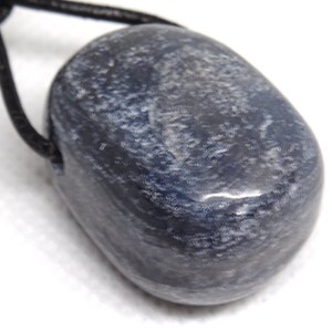 large sapphire, sapphire pendant, gemstone pendant, sapphire blue, sapphire necklace, sapphire