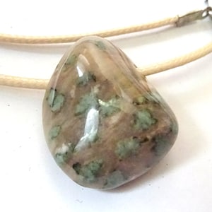 Nunderite necklace, Australian Nunderite hole stone, brown/green