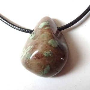 Nunderite necklace, Australian Nunderite hole stone, brown/green