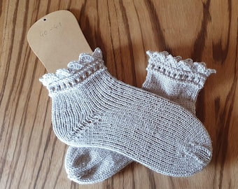 Handgestrickte Sneakersocken Stricksocken Sommersocken Söckchen handgestrickte Socken kurze Socken Wollsocken Spitze Wintersocken