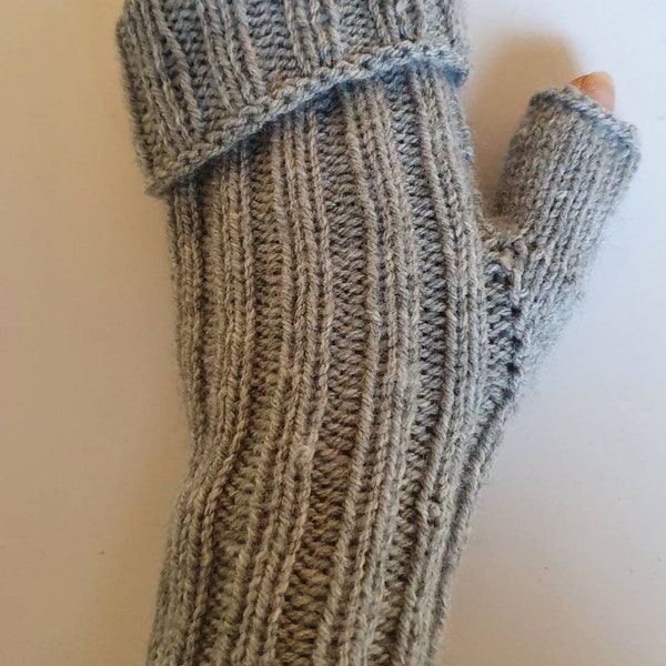 Armstulpen mit Daumen zum Wohlfühlen, Stulpen, Strickstulpen, handgestrickte Stulpen, Handschuhe ohne Finger