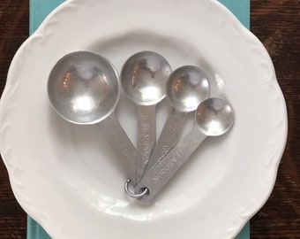 Amco Brushed Stainless Steel 4 Piece Measuring Spoon Set