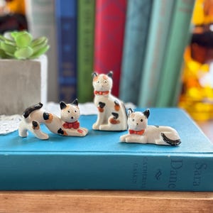 Vintage 3 Piece Set of Cat Figurines, Tiny Feline Set, Made in Japan, Shelf Sitter Cats, 3 Little Kittens, Kitsch