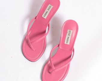 neon pink kitten heels