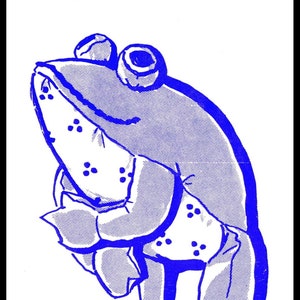Pode incluir: Uma ilustração azul de um sapo com o texto "2297.T MR. FROG" no topo da imagem.