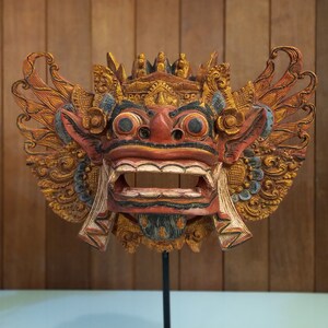 Balinese Barong Mask – Hand-Carved Wooden Protector Mask on Stand, Traditional Indonesian Art