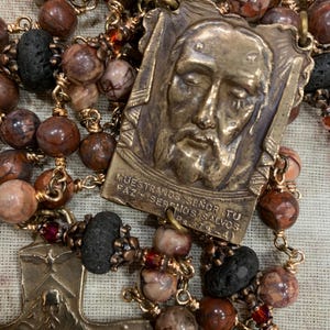 Holy Face of Jesus / Veronica&#39;s Veil Handcrafted Heirloom Gemstone & Bronze Rosary