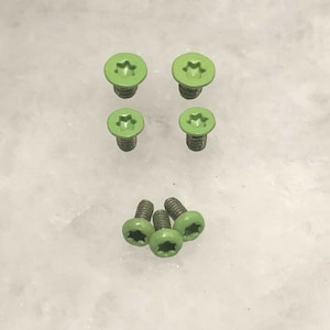 Zombie Green Screw Set for Spyderco Para 3 Scale Pivot Pocket Clip Set of 7pcs