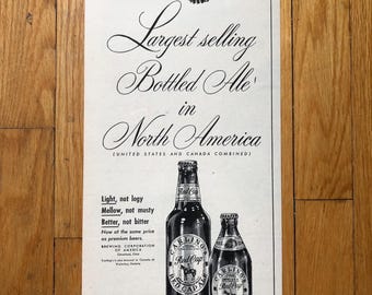 1947 Carling's Red Cap Ale - Bière en bouteille la plus vendue en Amérique du Nord (Canada et États-Unis combinés) - Publicité originale 6 x 14