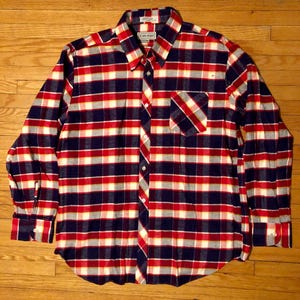 80s Van Heusen - red white blue yellow plaid vintage flannel cotton button shirt