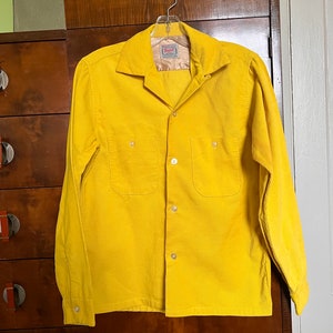 Chemise en velours côtelé jaune vif à col bouclé des années 50 image 3