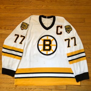 80s / 90s Ray Bourque 77 Boston Bruins vintage NHL authentic CCM hockey jersey