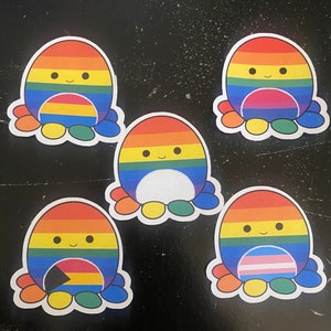 Wasserfeste LGBTQ+ Pride Squishmallow Sticker