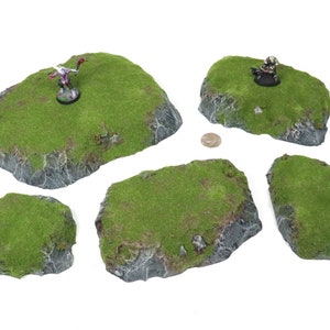 Modular Grassy Terrain Stacking Hills (Premium Handmade Tundra Scenery for Wargames like Warhammer 40k, Age of Sigmar, and More)