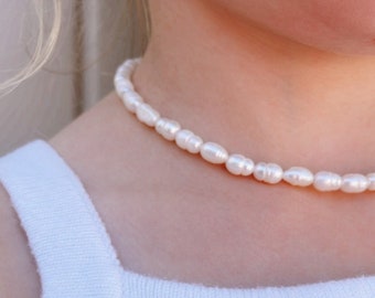 Collier de perles de riz d'eau douce, collier fille, collier de perles, perles de qualité AAA, collier de perles personnalisé