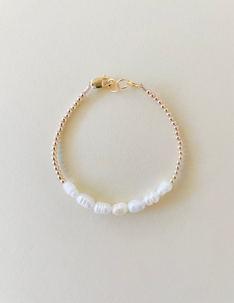 Pearl and gold bracelet, dainty bracelet, handmade bracelet, gold-filled beaded bracelet, mom bracelet, kid bracelet, handmade bead bracelet image 1