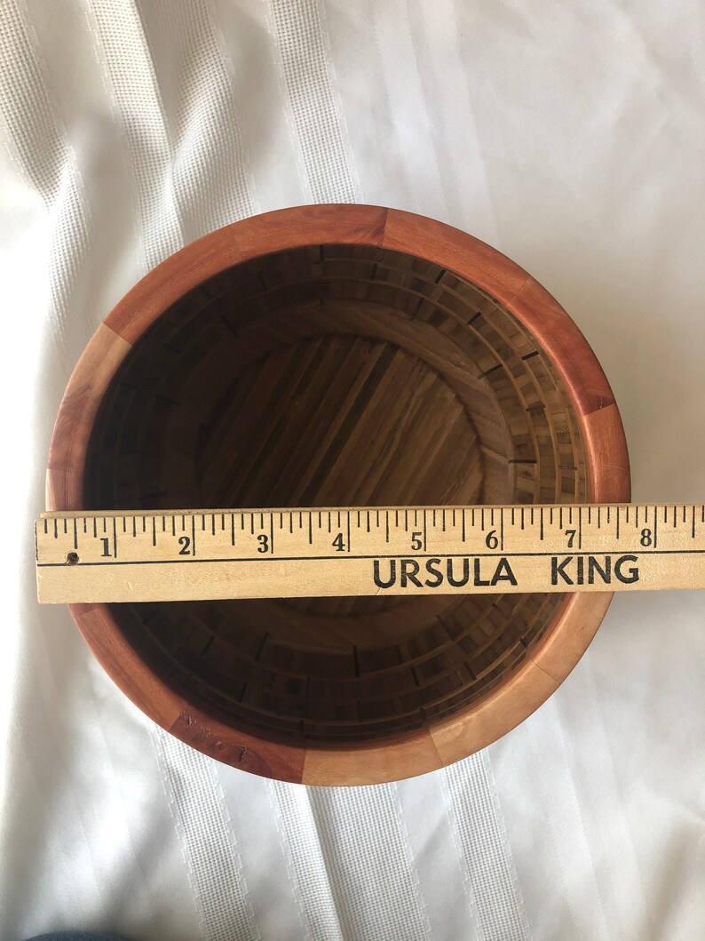 Segmented Bowl