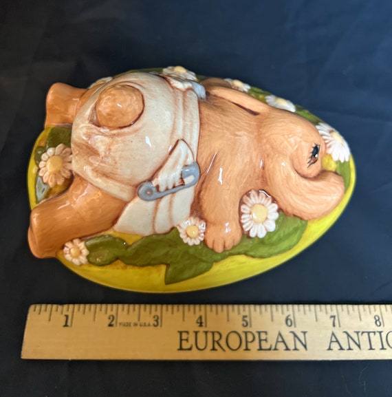 Vintage Handmade / Hand Painted Bunny Egg Ceramic… - image 8