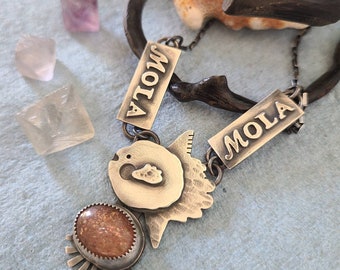 unique and exotic mola mola necklace word picture jewelry Japanese letter SUNFISH pendant in Hiragana fish jewelry