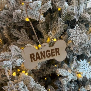 Personalized Dog Bone Christmas Ornament: Custom Dog Name Decor