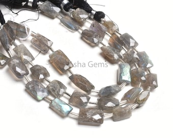 Feu naturel Labradorite facettes rectangulaires perles de pierres précieuses Flashy Labradorite fantaisie forme de poulet Briolette perceuse droite perle bijoux vente