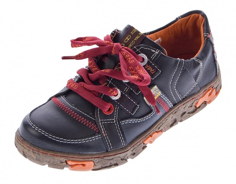 42 and a half shoe size