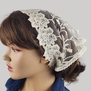 Lace headscraf, hair kerchief, ivory bandana, cottagecore hair piece, romantic floral scarf