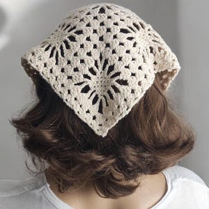 cream crochet bandana, crochet hair kerchief, cottagecore headscarf, cotton triangle headscarf, romantic bandana, cotton headband, 54 colors