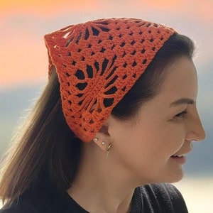 crochet bandana, crochet hair kerchief, cottagecore headscarf, cotton triangle headscarf, romantic bandana, cotton headband