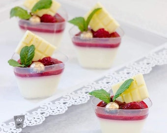 Soft-Edge Triangular Dessert Cups Used For Decorations Occasions Such As Parties, Birthdays, Cheesecakes, Chocolate Cakes