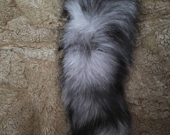 Real Fox Fur Tail Keychain: Fashion Bag Accessory