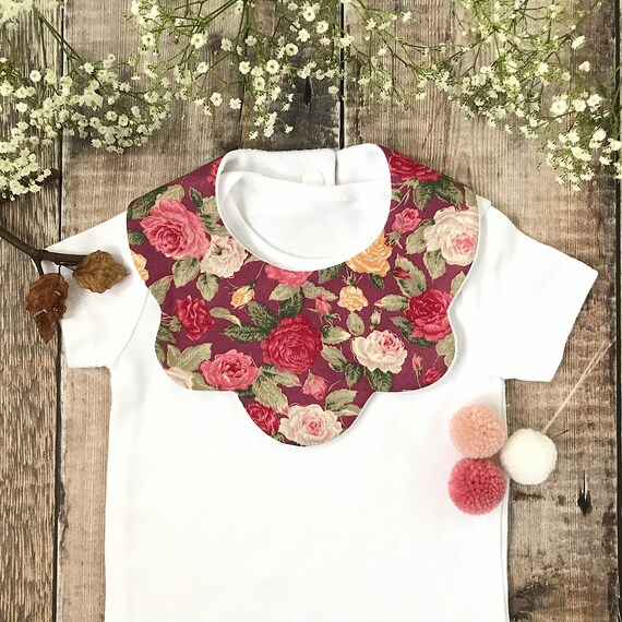 scalloped bib