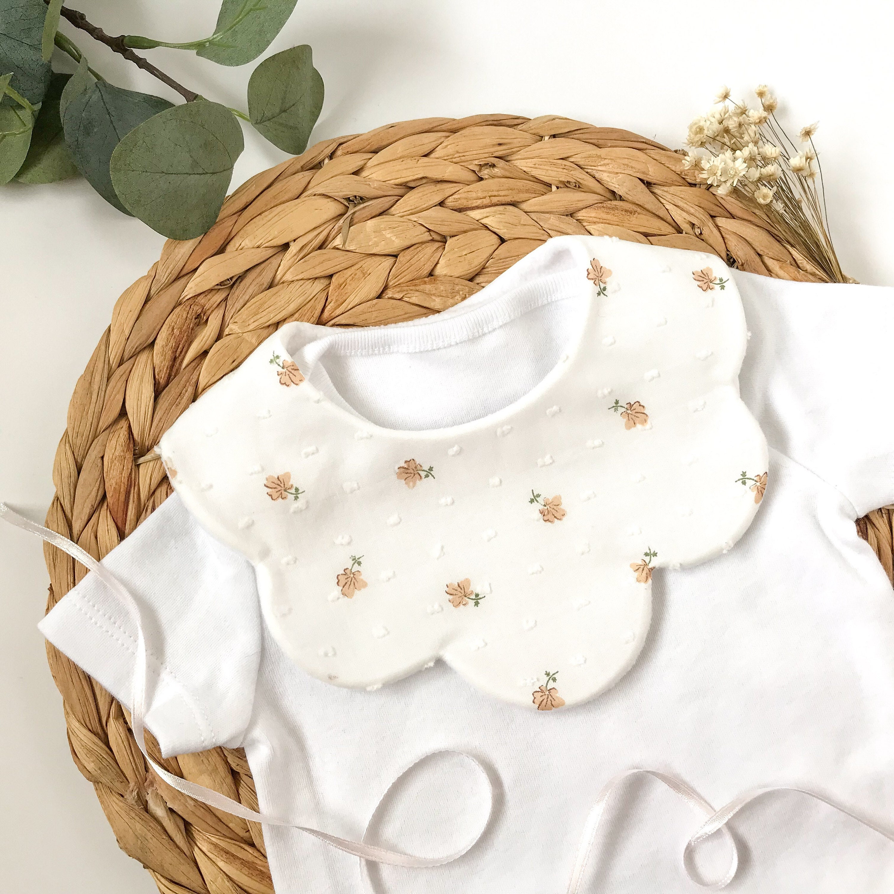 Neutral floral dribble bib, baby girls scalloped edge bib, Christening baby bib