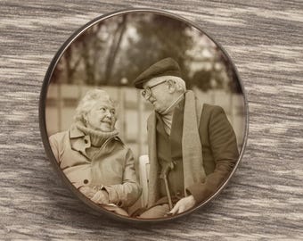 Custom Photo Lapel Pin, Memorial Pin for Mom & Dad, Personalized Picture Pin, Groomsmen Gifts, Enamel Pin, Gift for Him, Gift For Her, Pins.