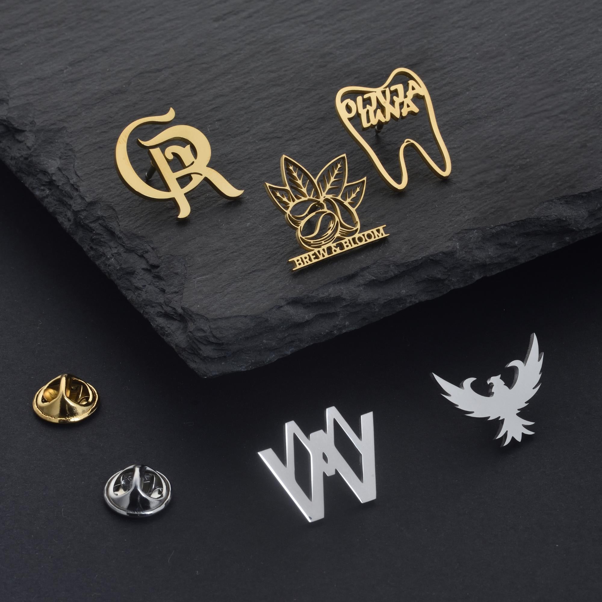 【まとめ売り大特価】　アメリカ　ヨーロッパ　ピンブローチ 74点セット まとめ売り大特価】アメリカヨーロッパピンブローチ 74点セット