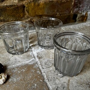 ONE x Large French Vintage Glass Confiture Pot | Vintage Jam Jar | Glass Tea Light Holder, Utenstil Storage, Vase or Gin Glass