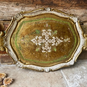 Bandeja florentina grande pintada a mano de principios a mediados del siglo XX / Impresionante bandeja italiana verde y dorada con asas / Antigüedad decorativa