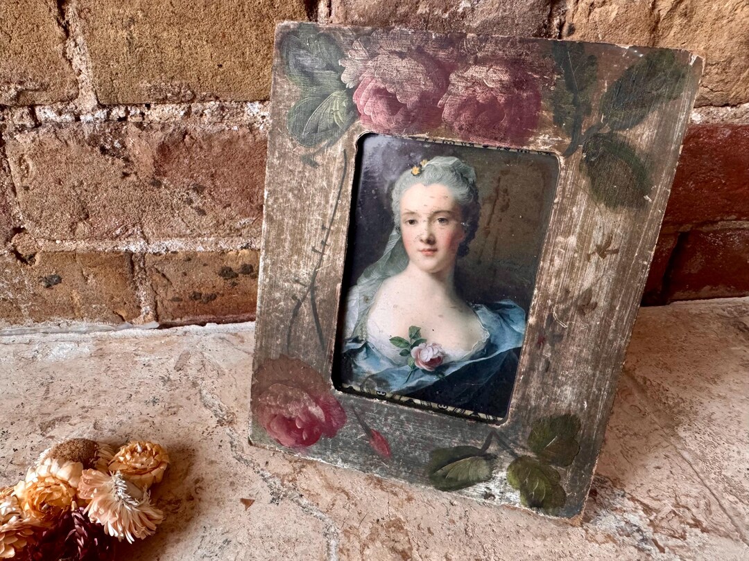 Prettu Frame Pretty French Floral Frame: Wooden Frame, Photography, Regency Picture ...