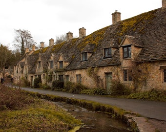 ENGLISH VILLAGE Wall Art, Arlington row, Bibury, Printable Wall Art, Digital Download