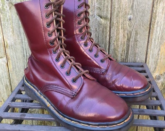 ladies oxblood dr martens
