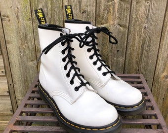 ladies dr martens size 4