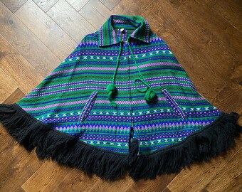 1970s Green & Purple woven tapestry style vintage Poncho