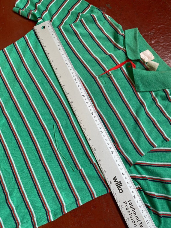 1970s - 80s Single stitch Green striped polo butt… - image 7