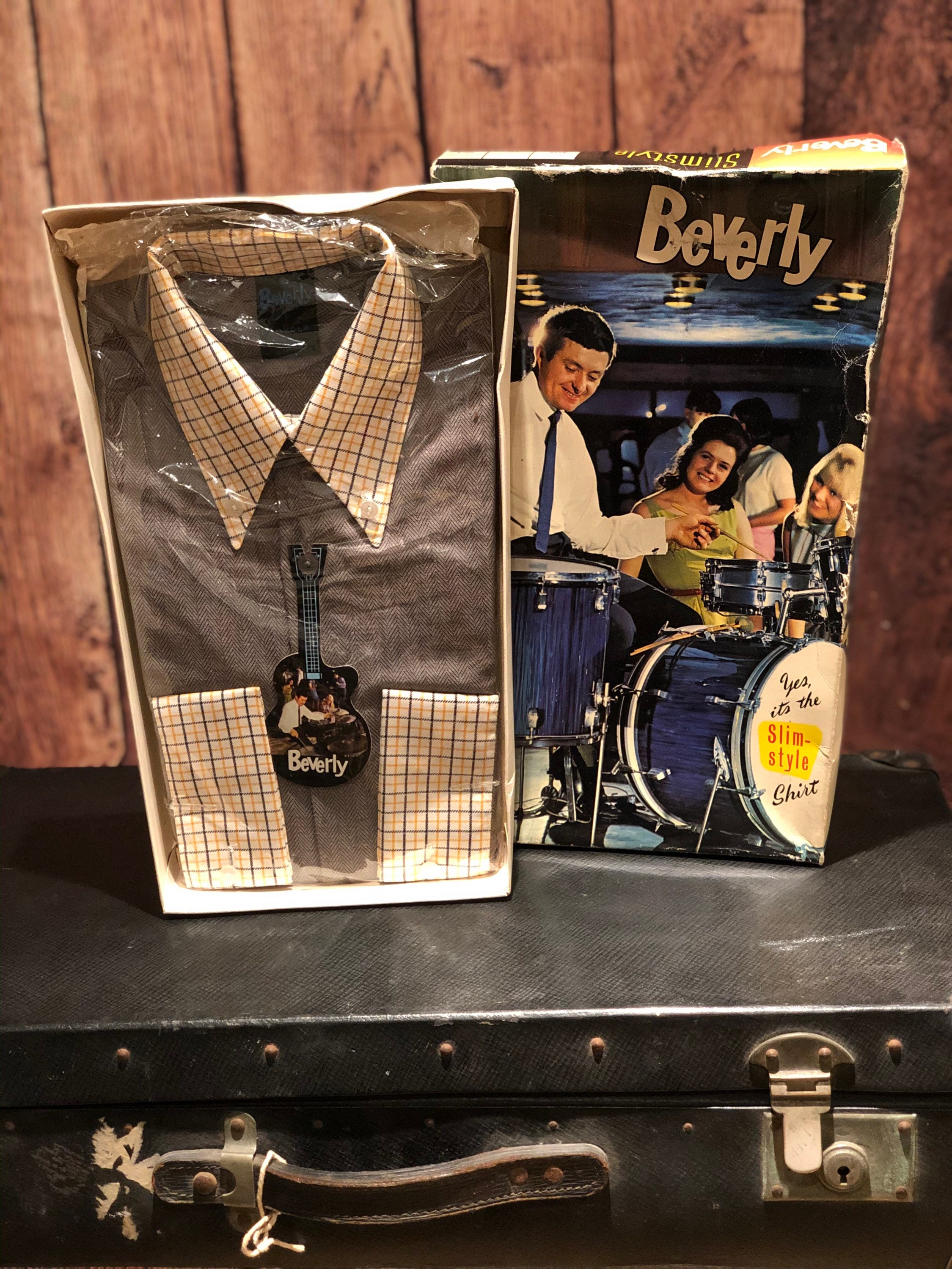 Image of 1960S Swinging 60S Deadstock Nos Mod Contrast Collar Cuffs Beverly Button Down Shirt British Made Original Packaging Display Rare 14.5"