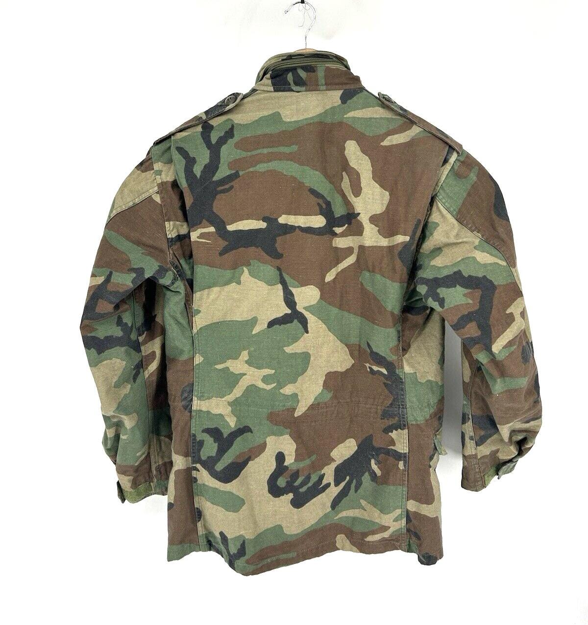 Vintage US Army Jacket M81 1980s Woodland Camo Military Mens Vintage US Army Jacket M81 1980s Woodland Camo Military Mens