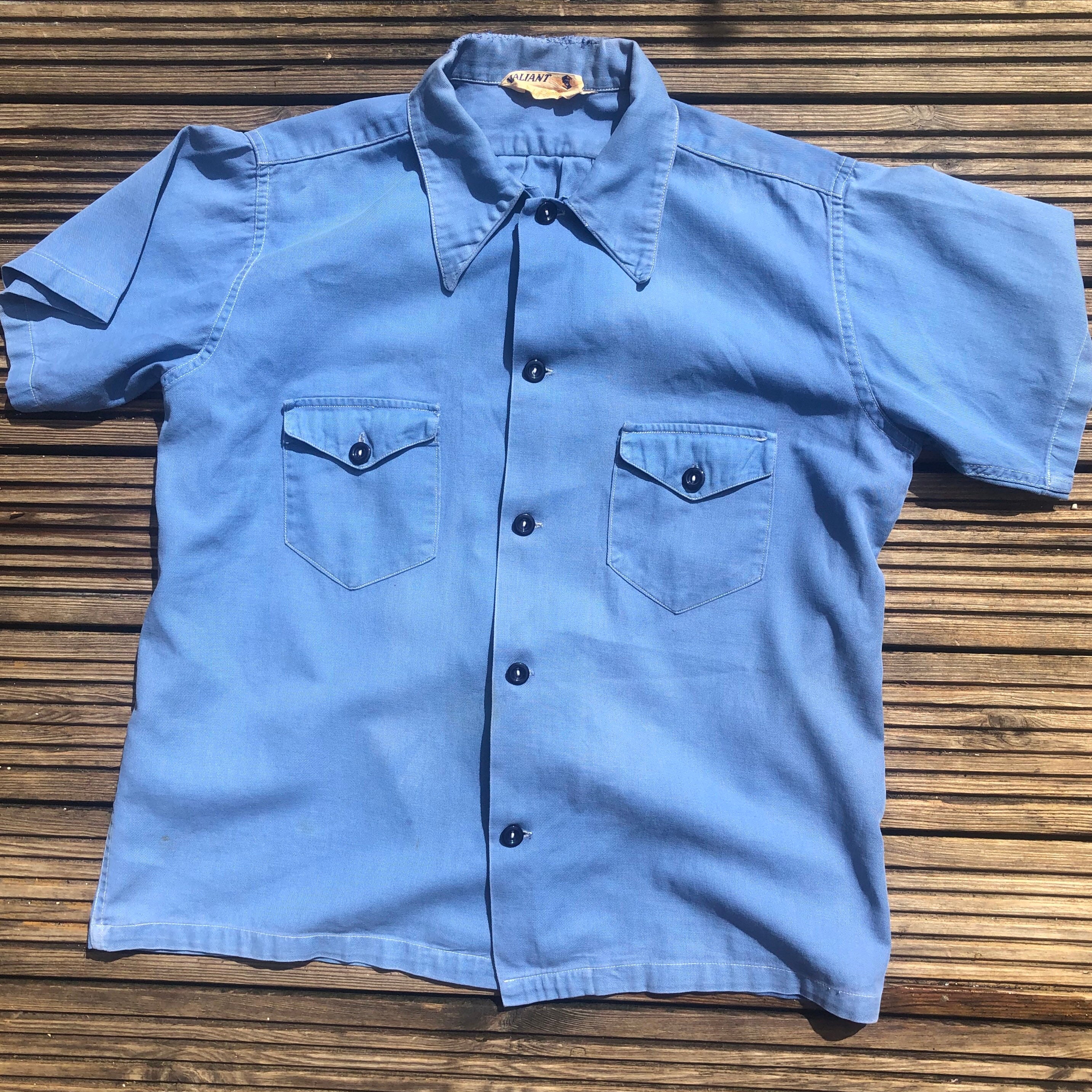 Image of 1940S 40S Short Sleeve Blue Cotton Double Pocket Shirt Vintage Original Ww2 Hand Repairs Sun Faded Rare Size Medium
